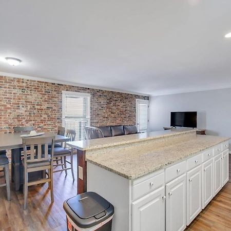 Eagle'S Nest - Spacious Loft Downtown - Near Gsu 스테이츠보로 외부 사진