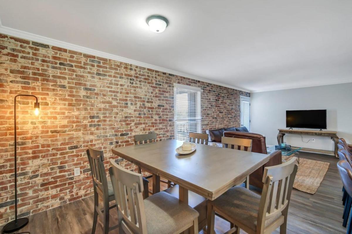 Eagle'S Nest - Spacious Loft Downtown - Near Gsu 스테이츠보로 외부 사진