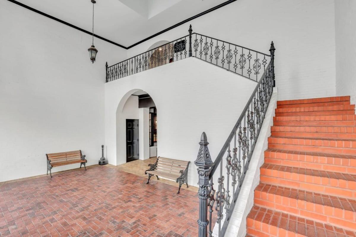 Eagle'S Nest - Spacious Loft Downtown - Near Gsu 스테이츠보로 외부 사진