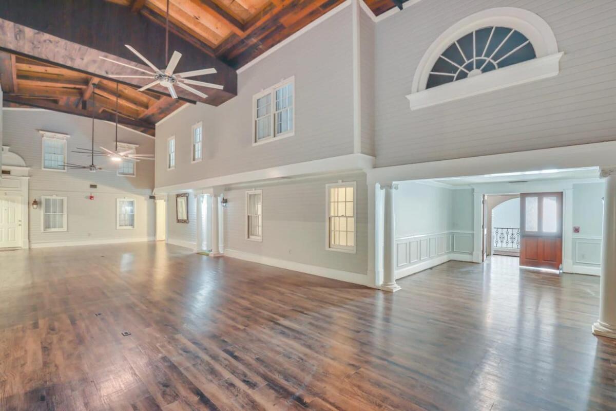 Eagle'S Nest - Spacious Loft Downtown - Near Gsu 스테이츠보로 외부 사진