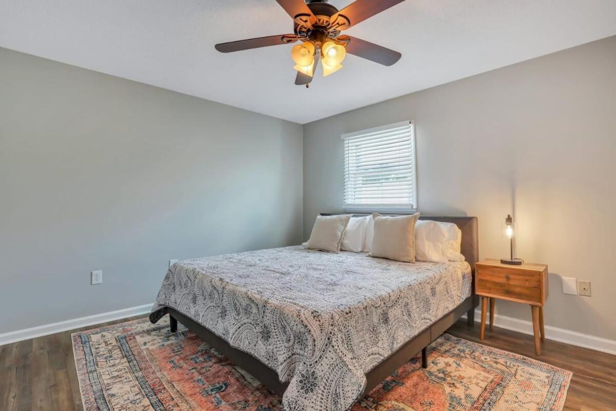 Eagle'S Nest - Spacious Loft Downtown - Near Gsu 스테이츠보로 외부 사진